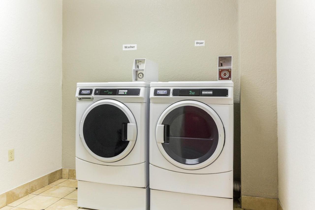 Scottish Inn And Suites Baytown Kültér fotó